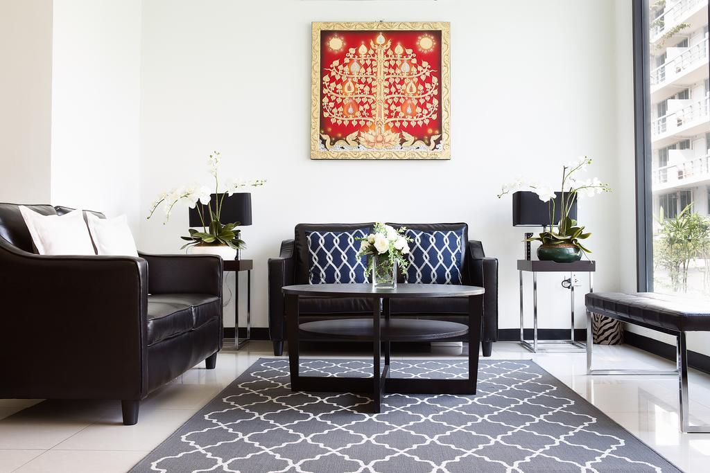 The Capital Resort @ Sukhumvit 50 Bangkok Eksteriør billede A living room in a condominium