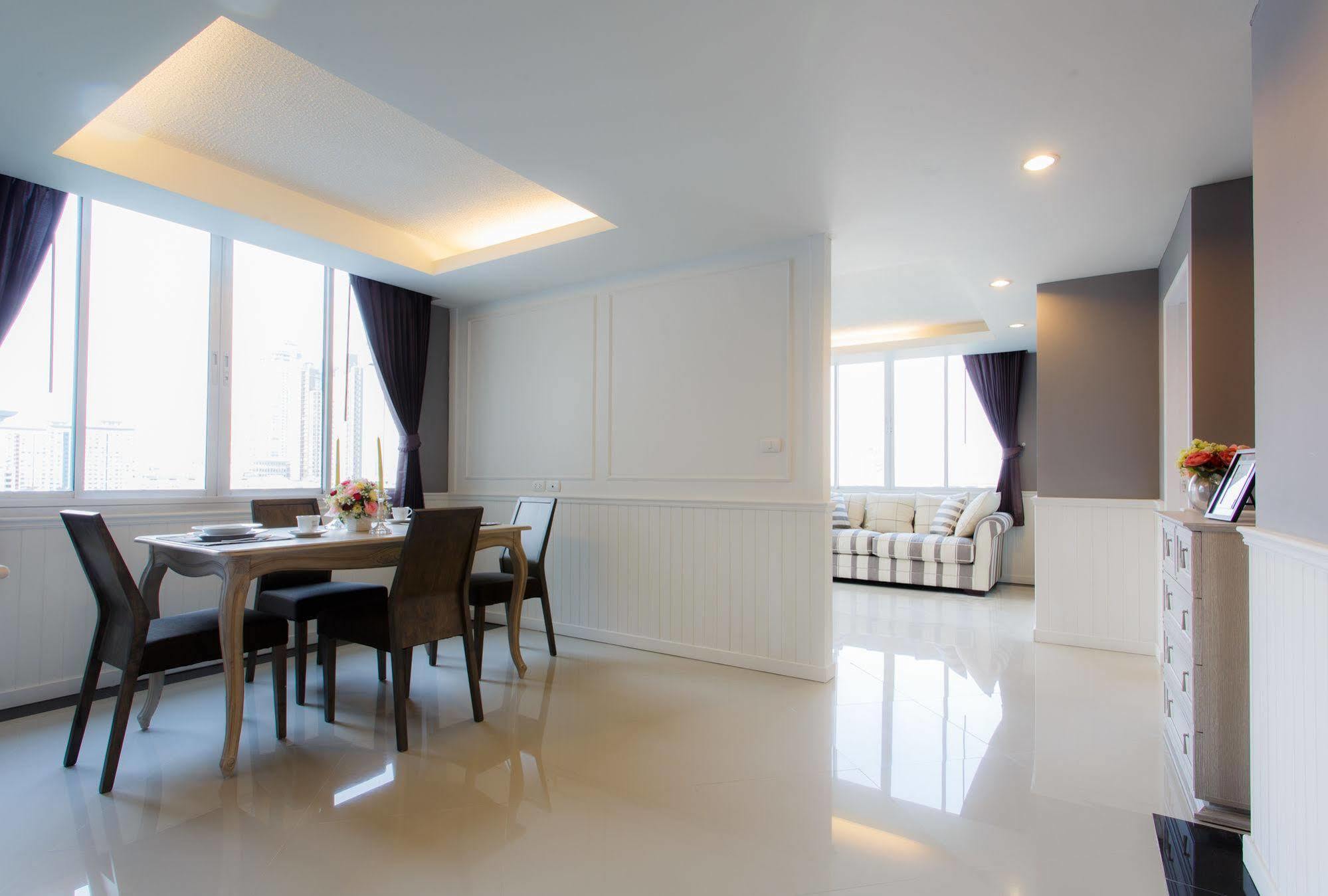 The Capital Resort @ Sukhumvit 50 Bangkok Eksteriør billede A modern interior